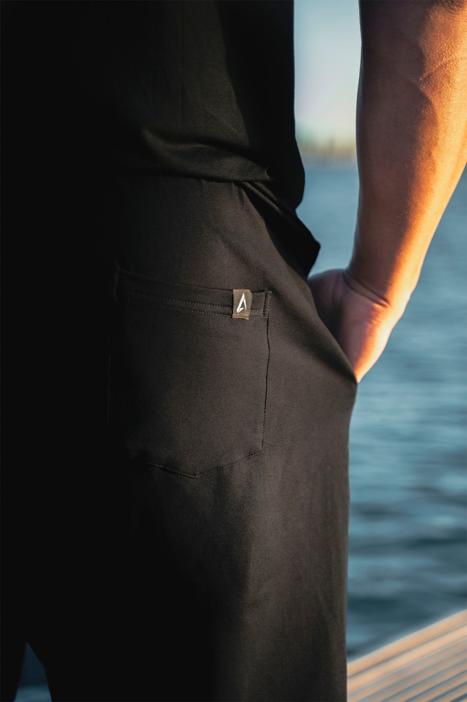 Comfort Supreme Joggers - Black