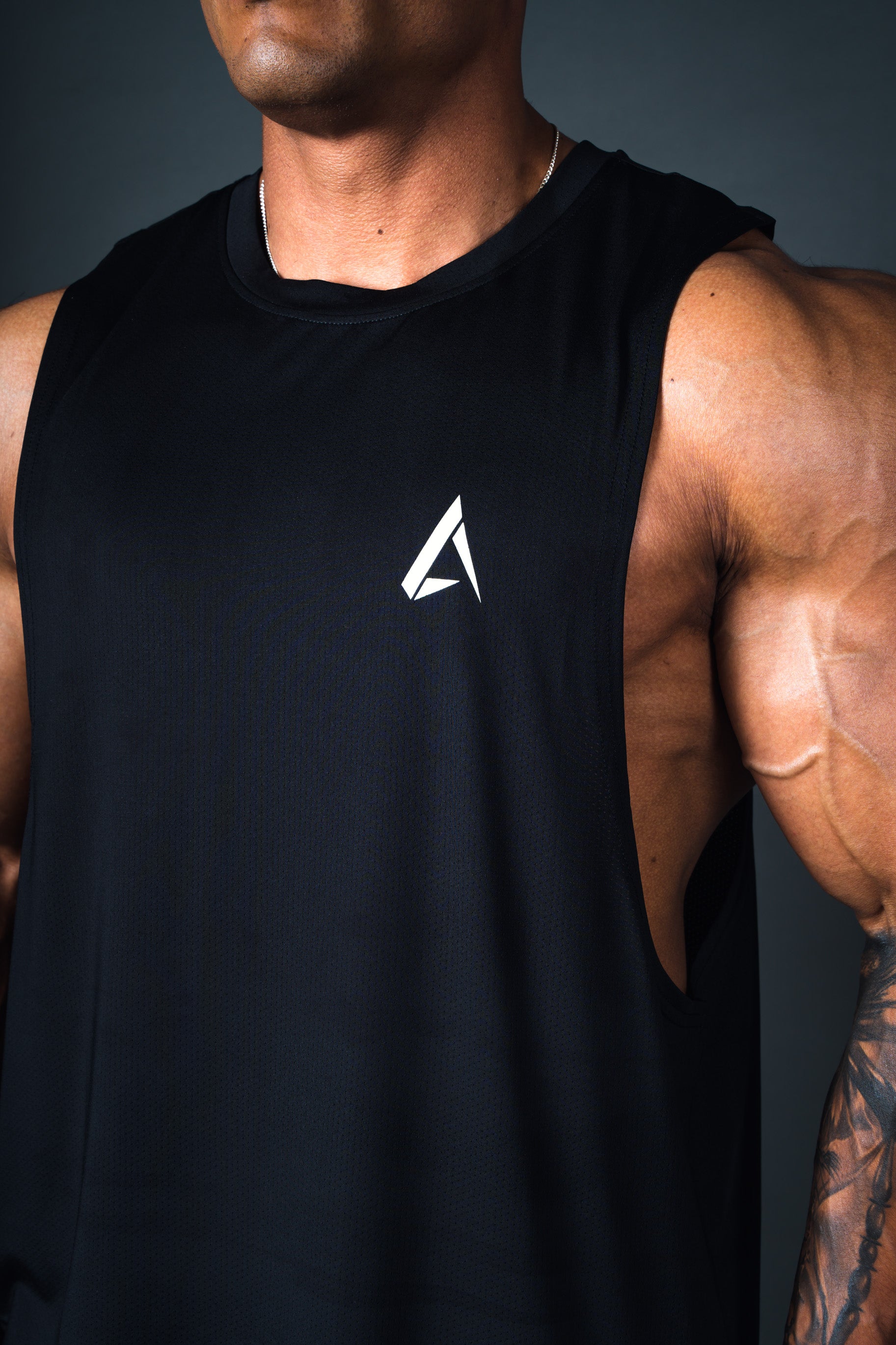 Elite Evolve Tank - Black