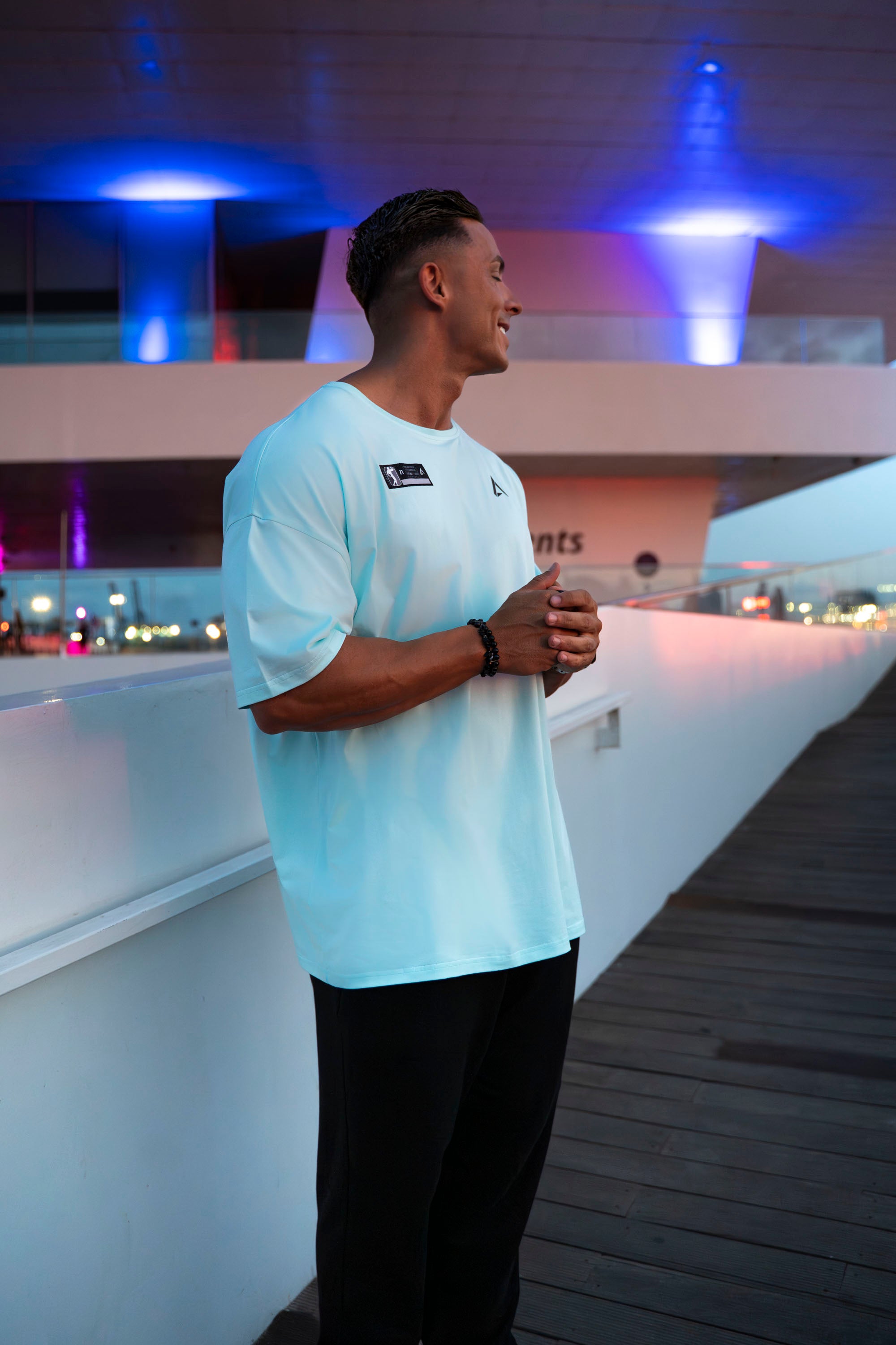 Blackout NOWA Extra Oversized - Crystal Cyan.