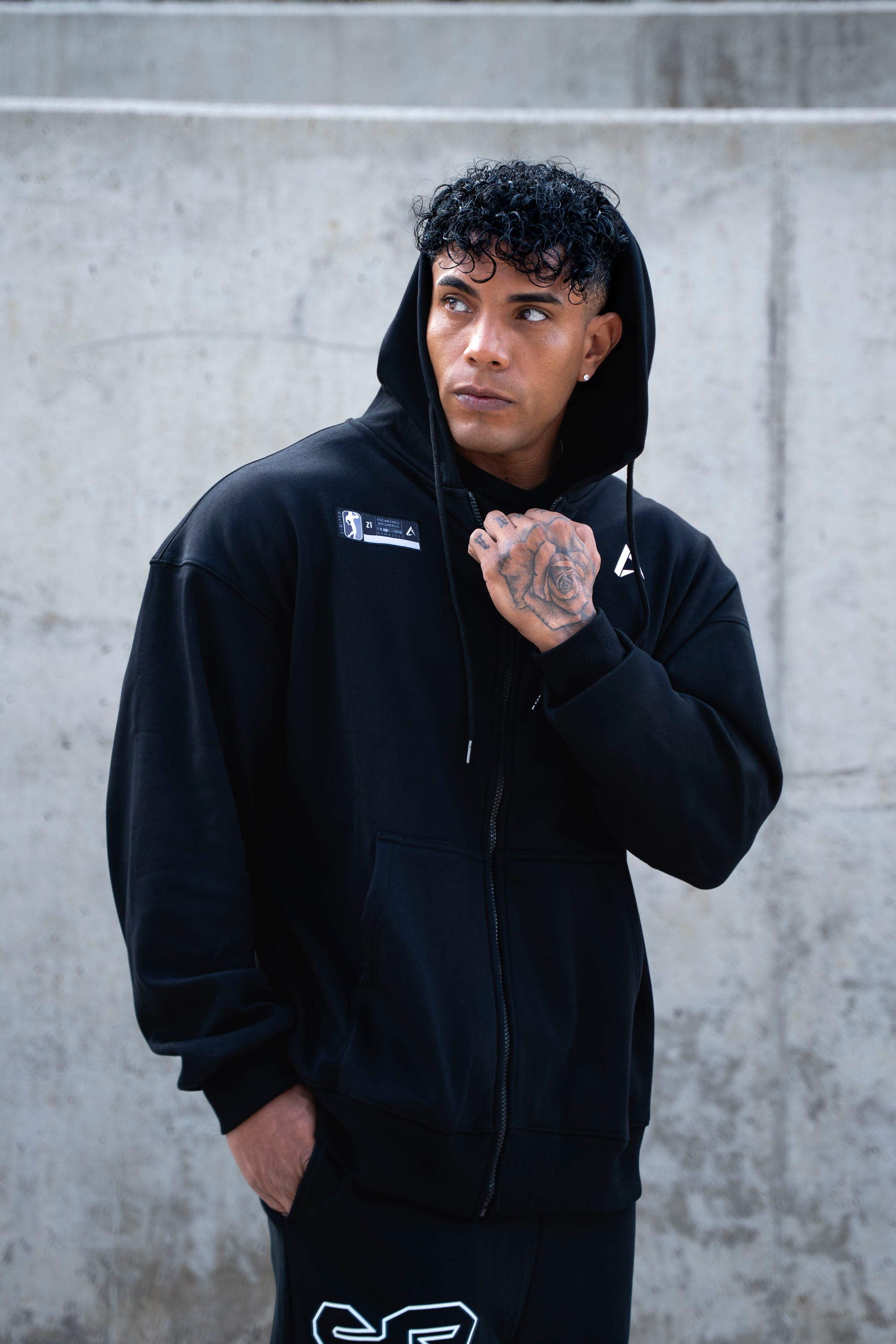 Sudadera Black Performance - Oversized
