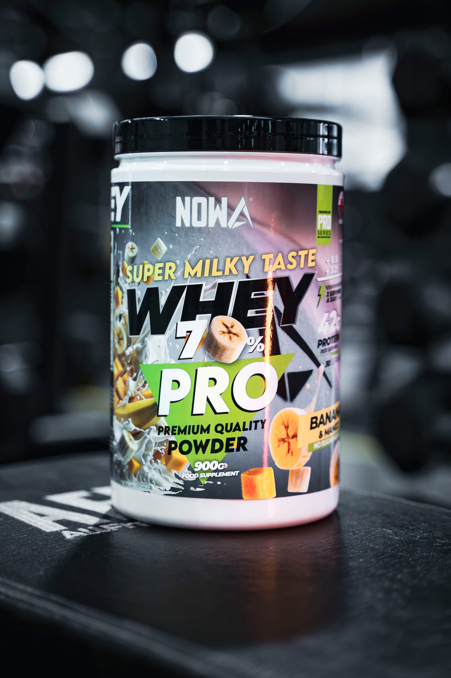 Proteina Whey PRO con EEAAs / BCAAs + Glutamine - Banana & Mango