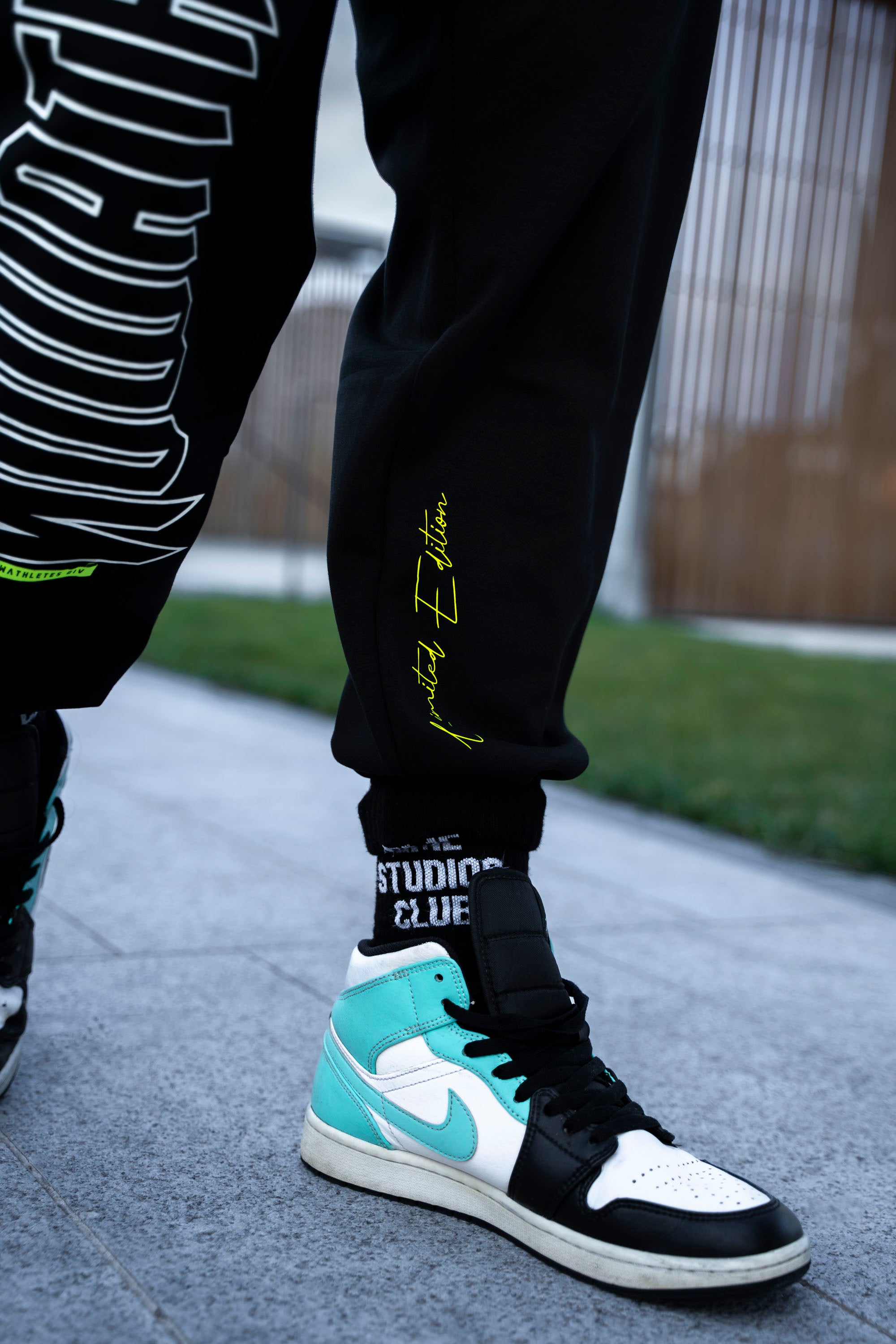 Comfort Supreme Joggers - Black