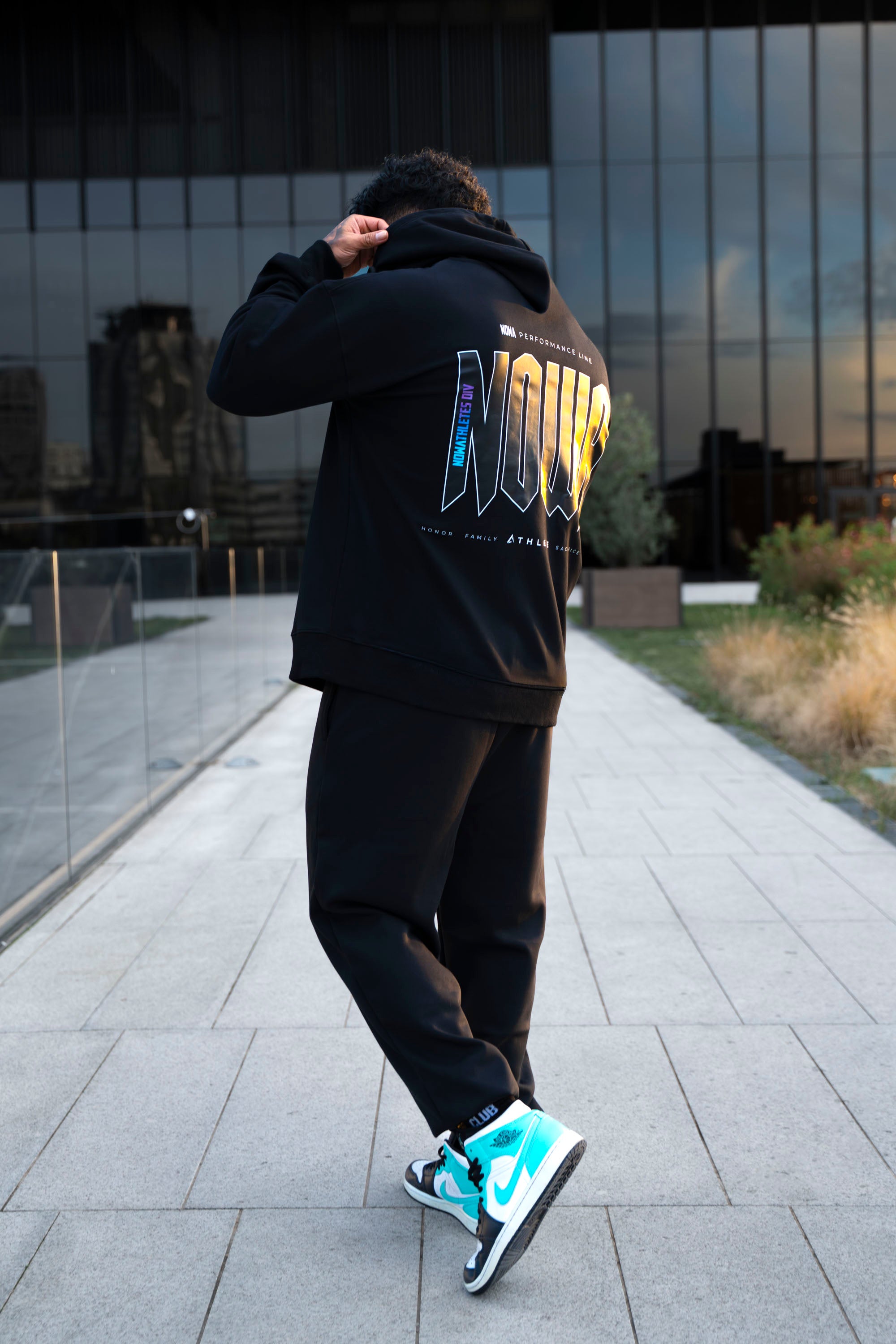 Performance Oversized Sweatshirt - Black Navy