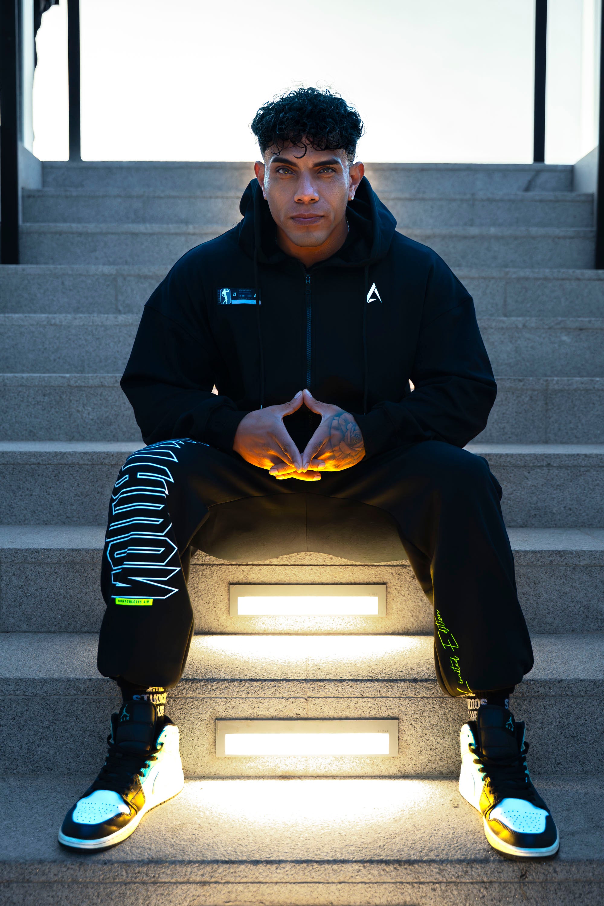 Performance Oversized Sweatshirt - Black Navy