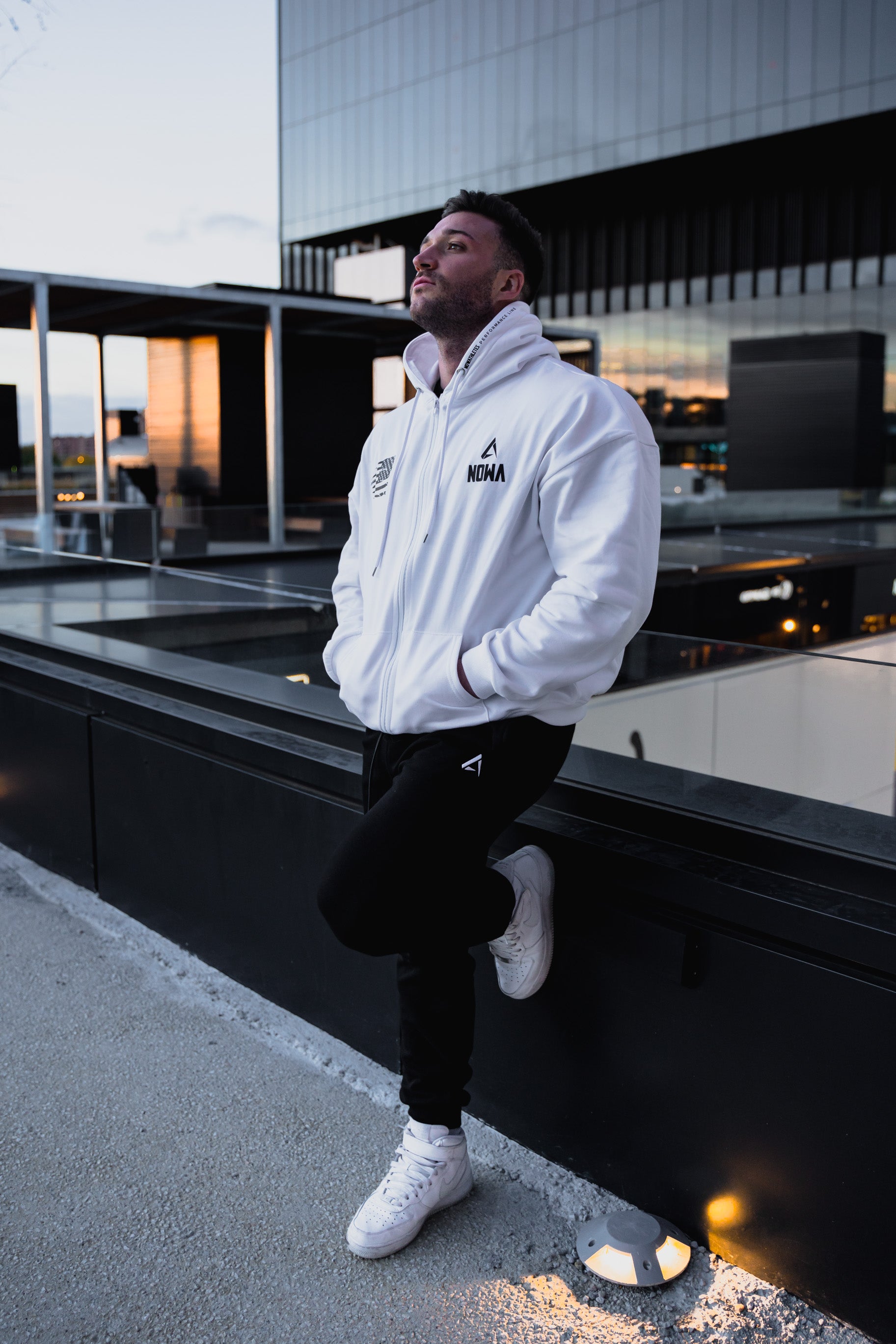 Performance Oversized Sweatshirt - White Navy