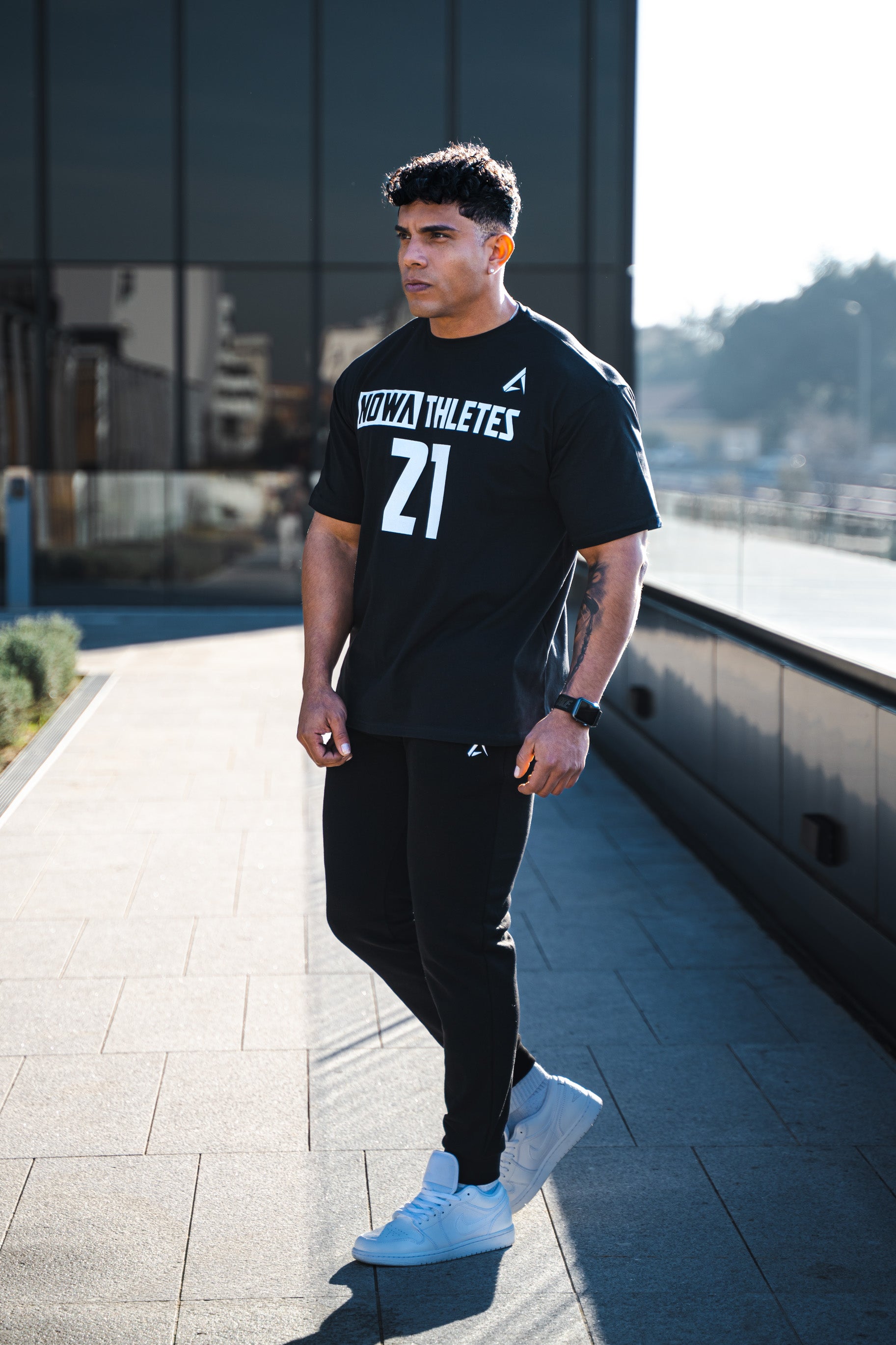 Camiseta Exclusive Member Oversized - Black