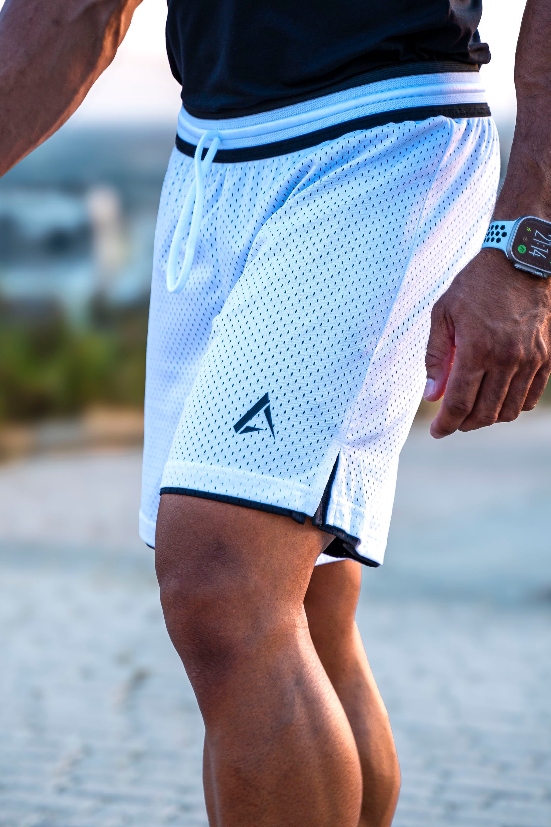 Wolf Reversible shorts 2in1 - Black/White