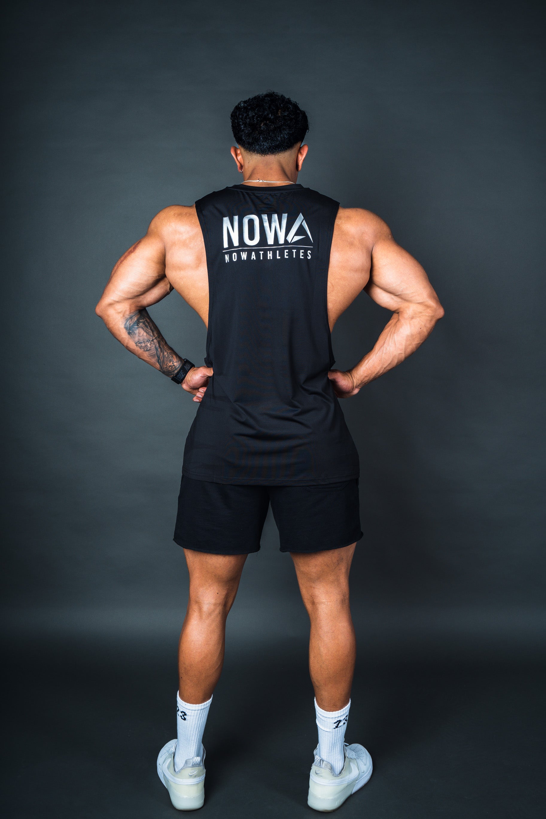 Elite Evolve Tank - Black