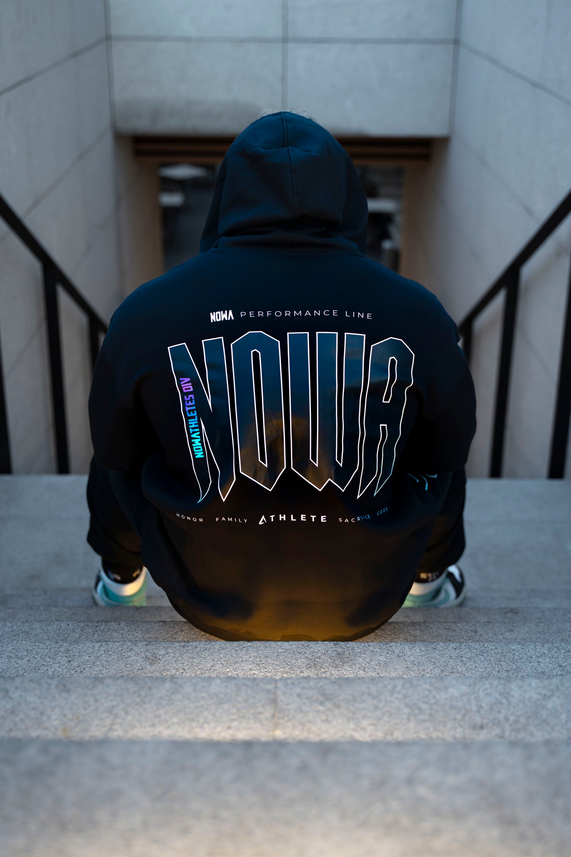 Performance Oversized Sweatshirt - Black Navy 