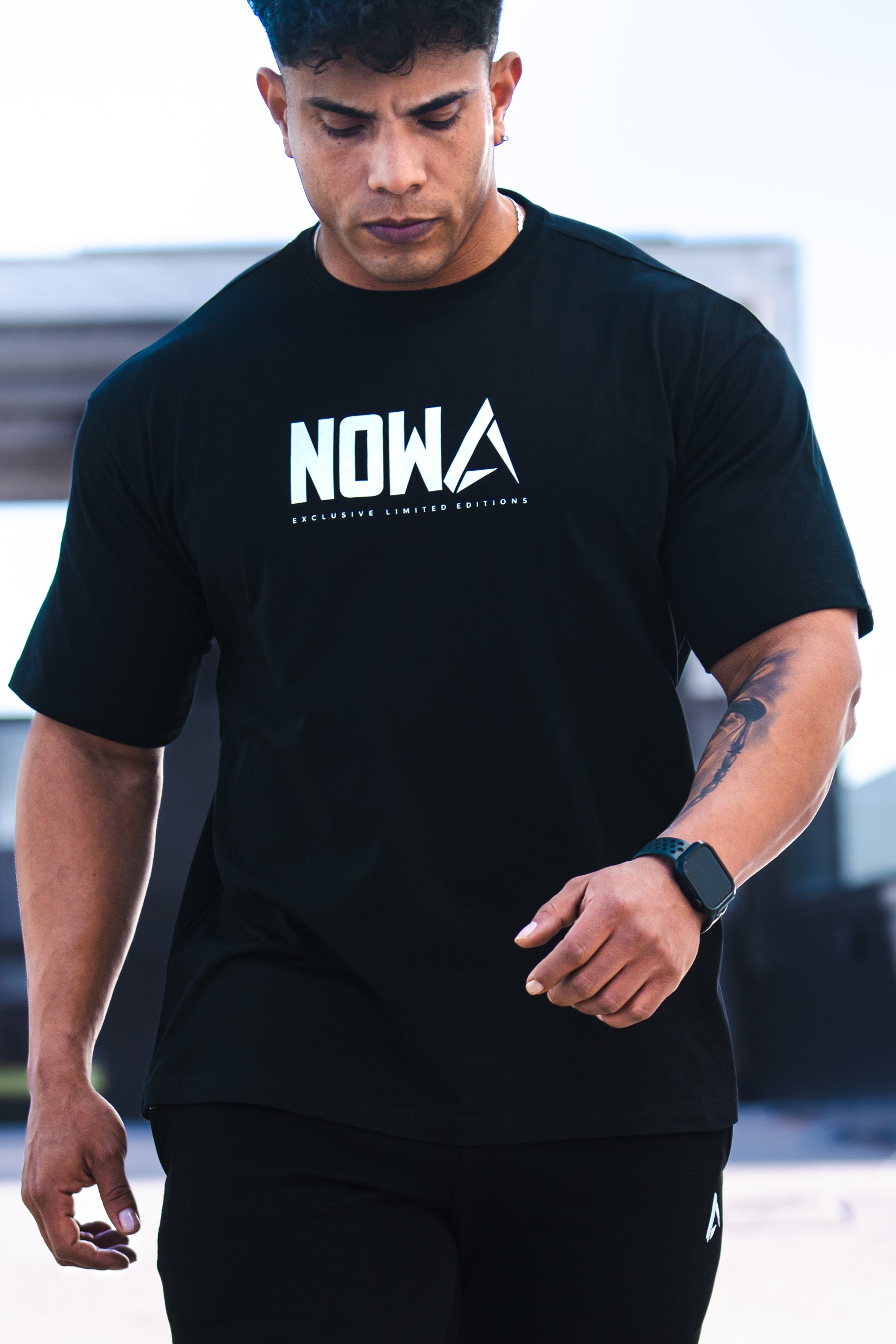 ONYX™️ Fitted T-shirt - Black