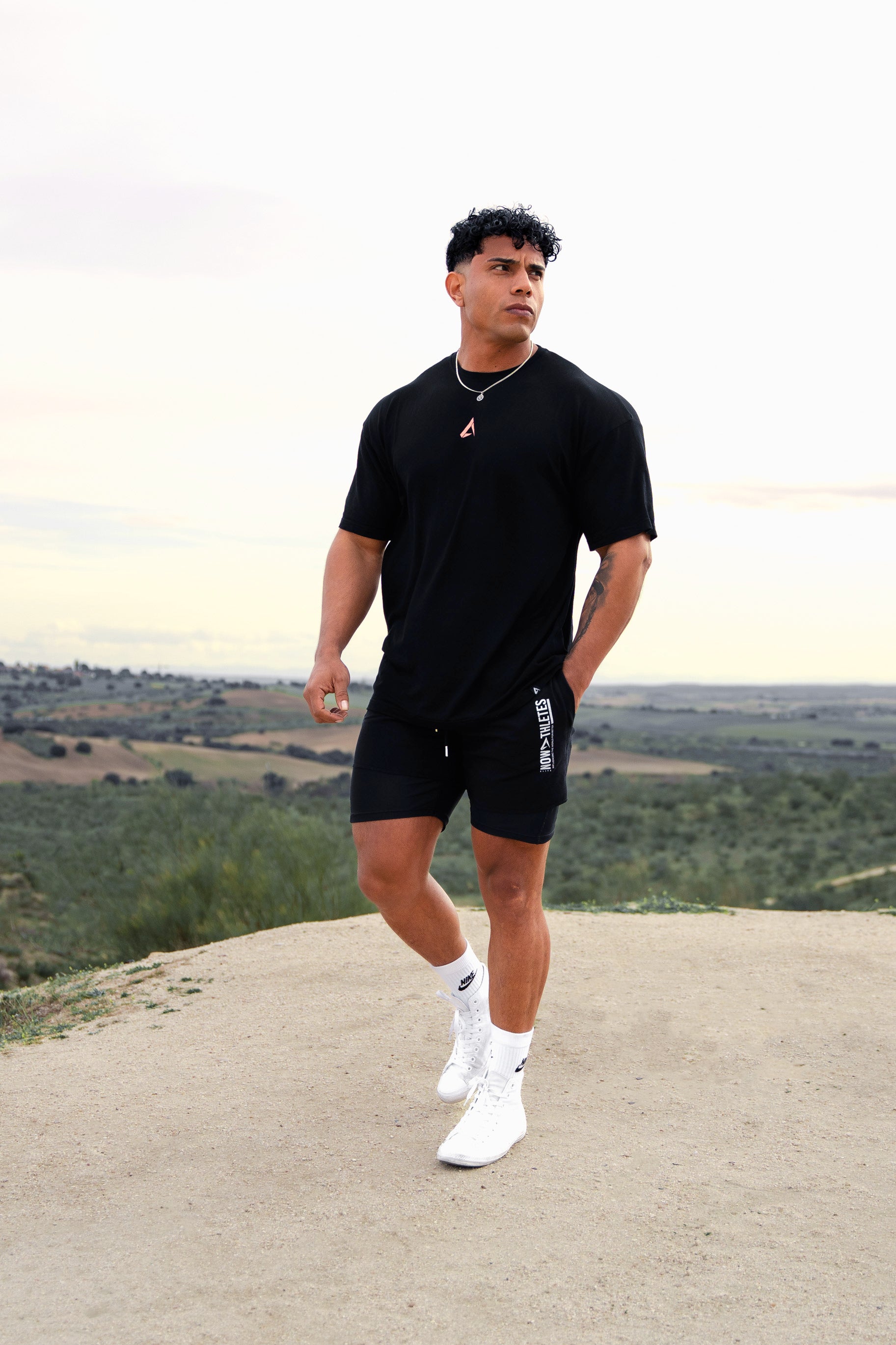 The Ultimate Shorts 2.0 Fitted - Black 